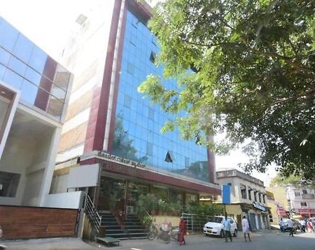 Ganesh Palace Hotel Mysore Exterior photo